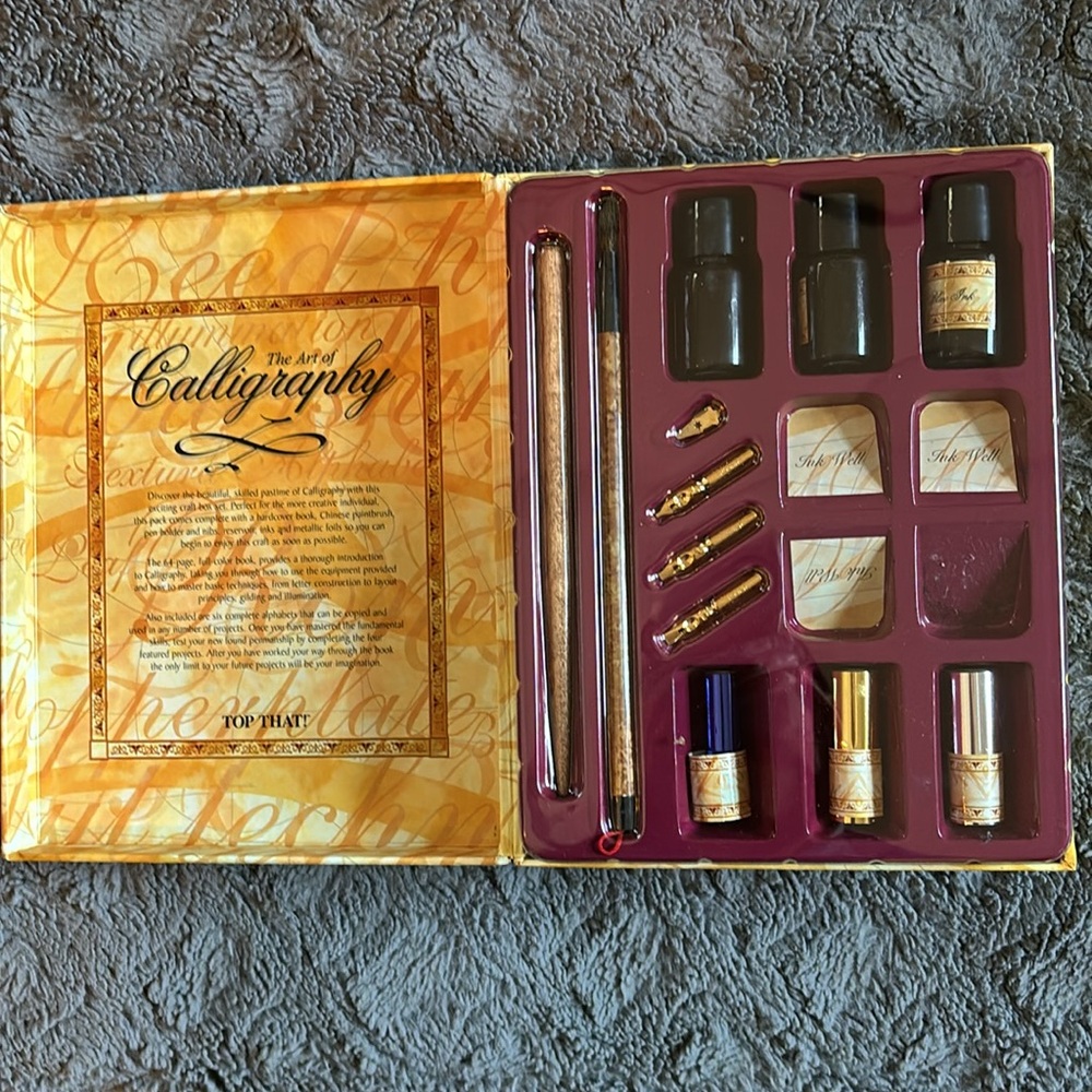 Calligraphy set. - Picture 2 of 3